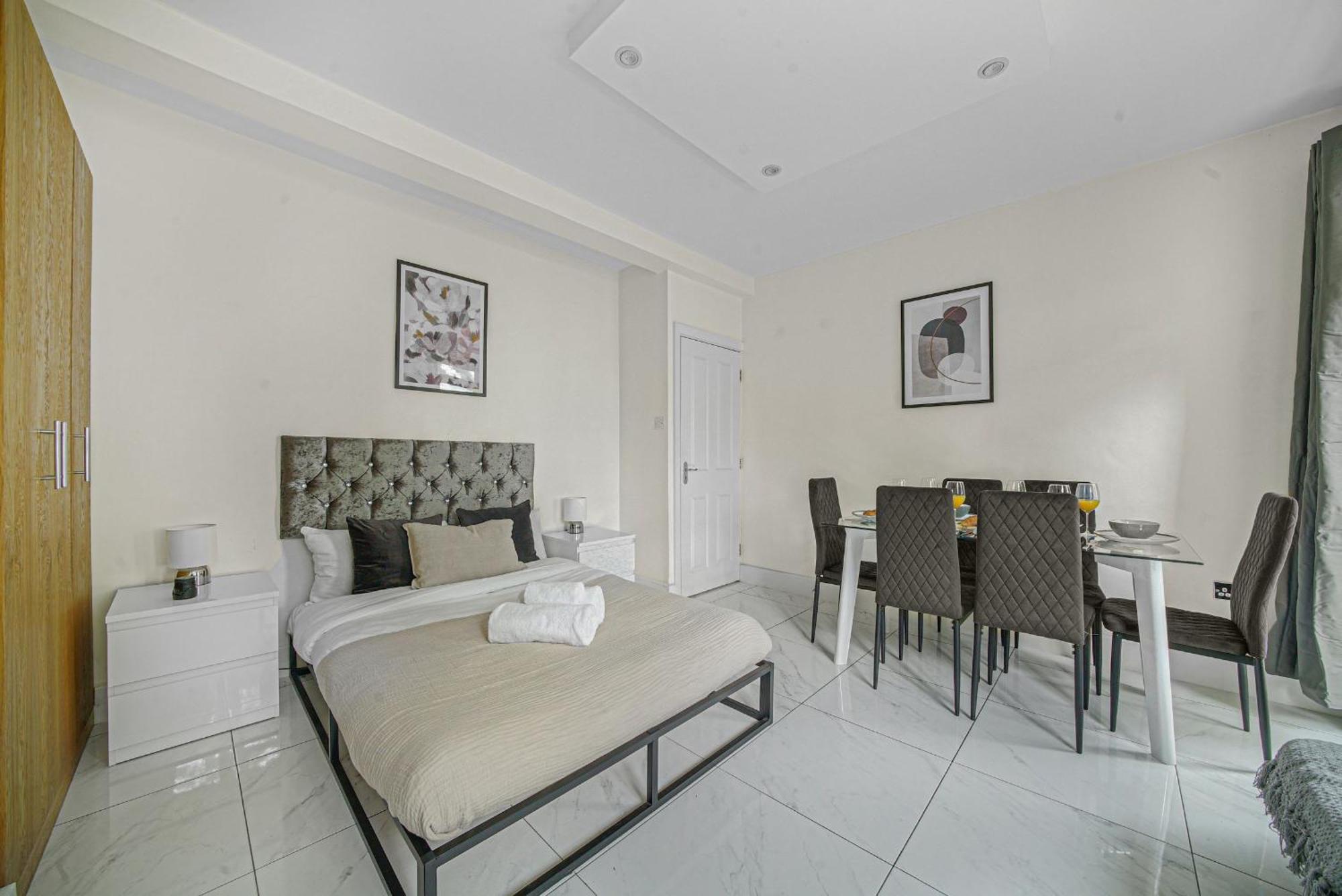 Paddington - 2Br With Balcony - Cityapartmentstay London Ngoại thất bức ảnh