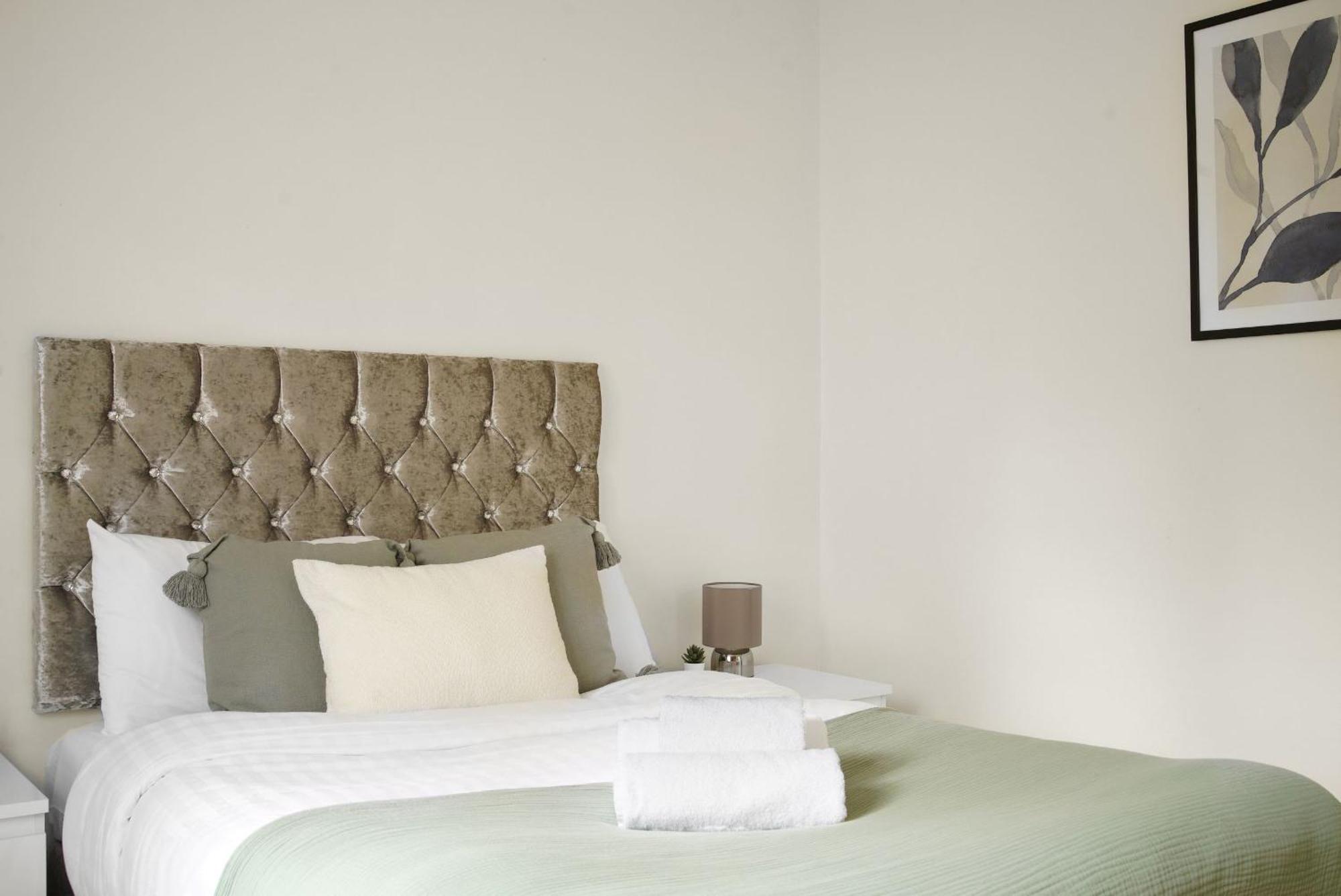 Paddington - 2Br With Balcony - Cityapartmentstay London Ngoại thất bức ảnh