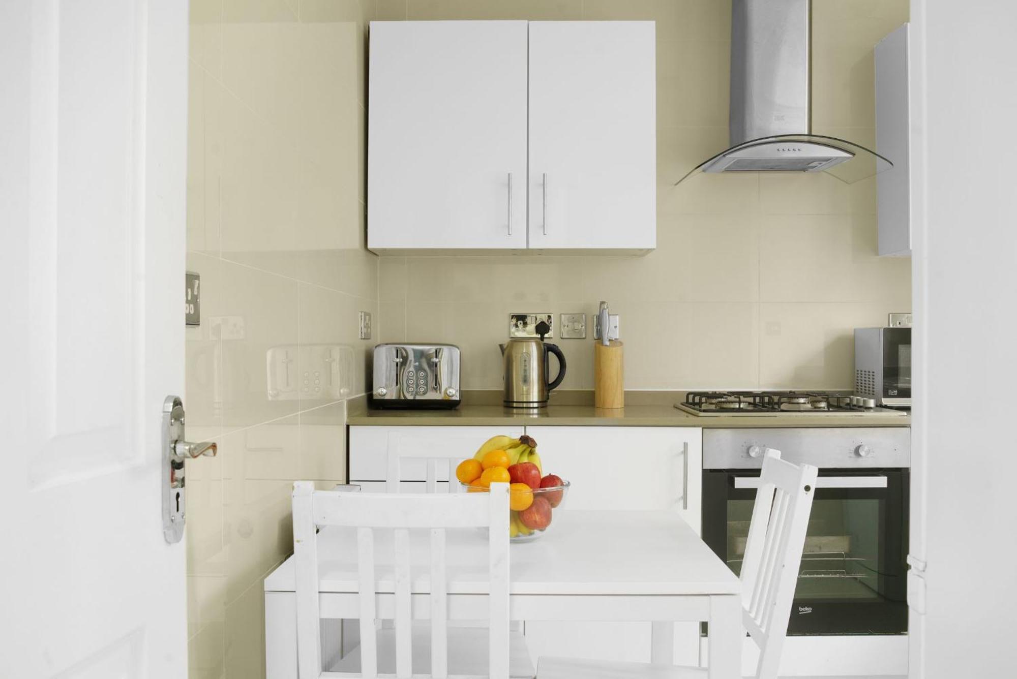Paddington - 2Br With Balcony - Cityapartmentstay London Ngoại thất bức ảnh